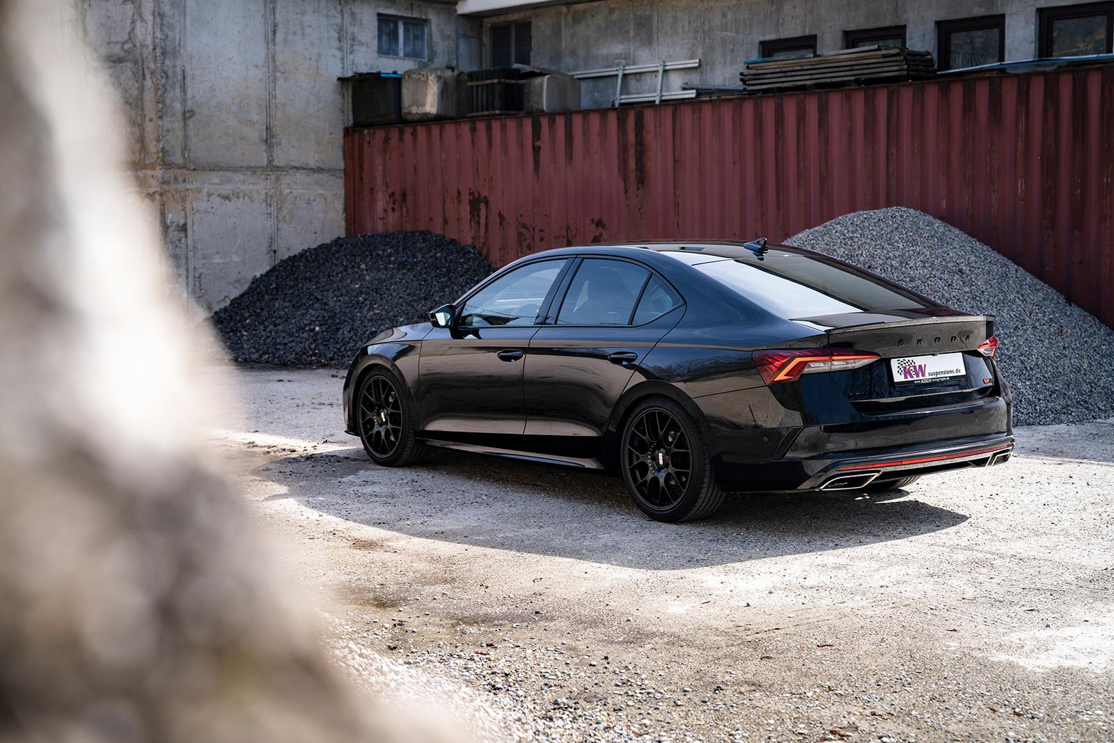 KW Coilover suspension V3 inox (incl. deactivation for electronic dampers) SKODA OCTAVIA IV Combi (NX5) 11/2019- (35282026)