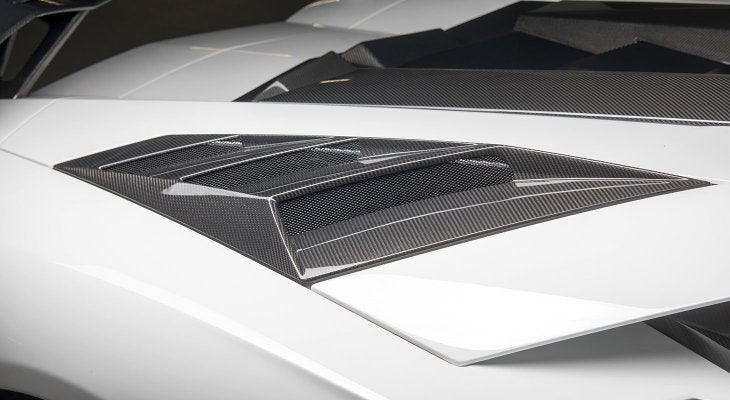 Lamborghini Aventador SV Roadster | Air Intake