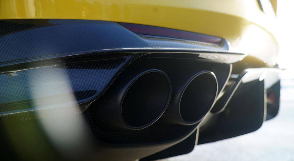 Novitec Ferrari 812 Superfast/GTS | Novitec Tailpipes Set with New Mesh-Insert - Black