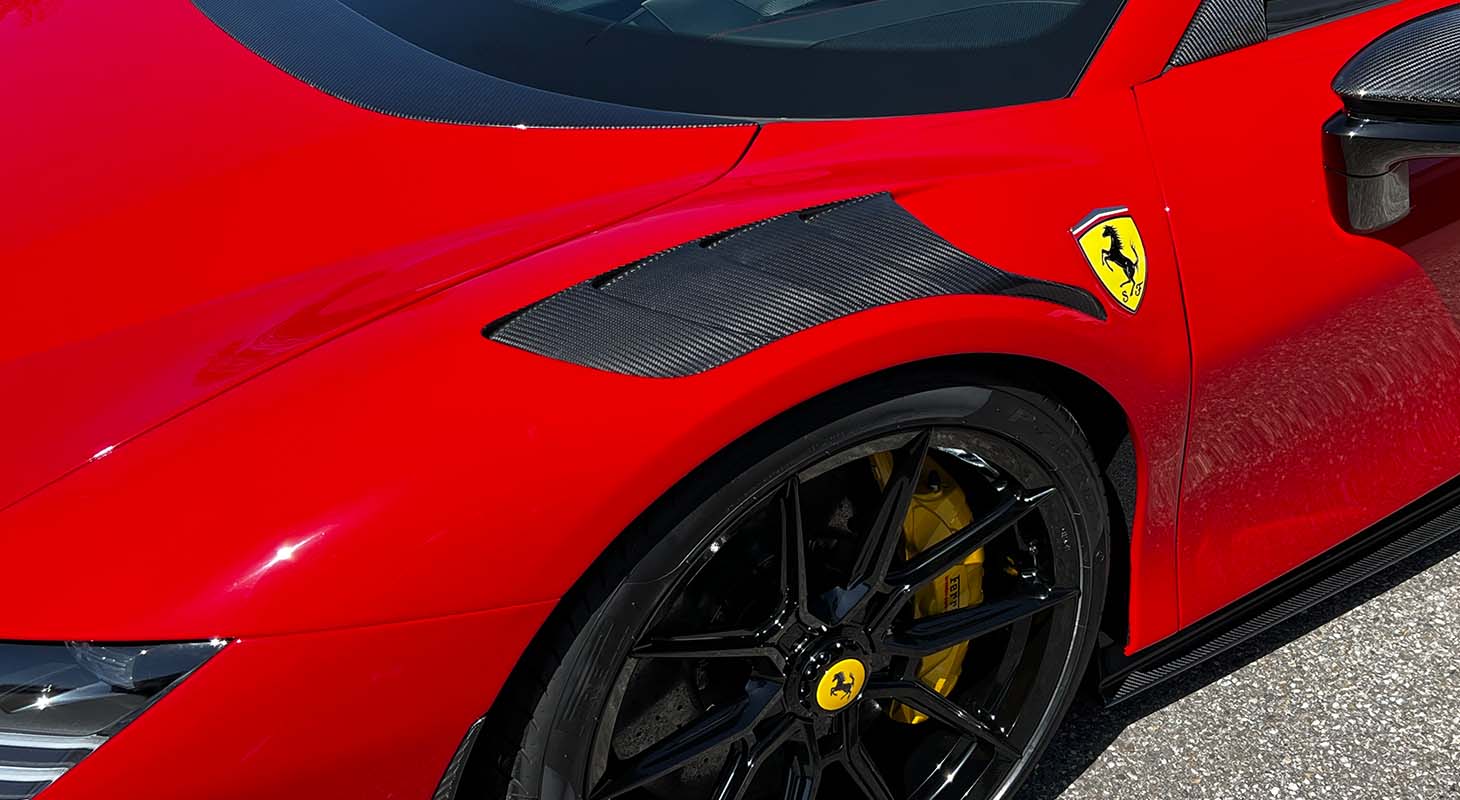 Novitec Ferrari SF90 Stradale/Spider | Front Fenders Race - Visible Ferrari Carbon