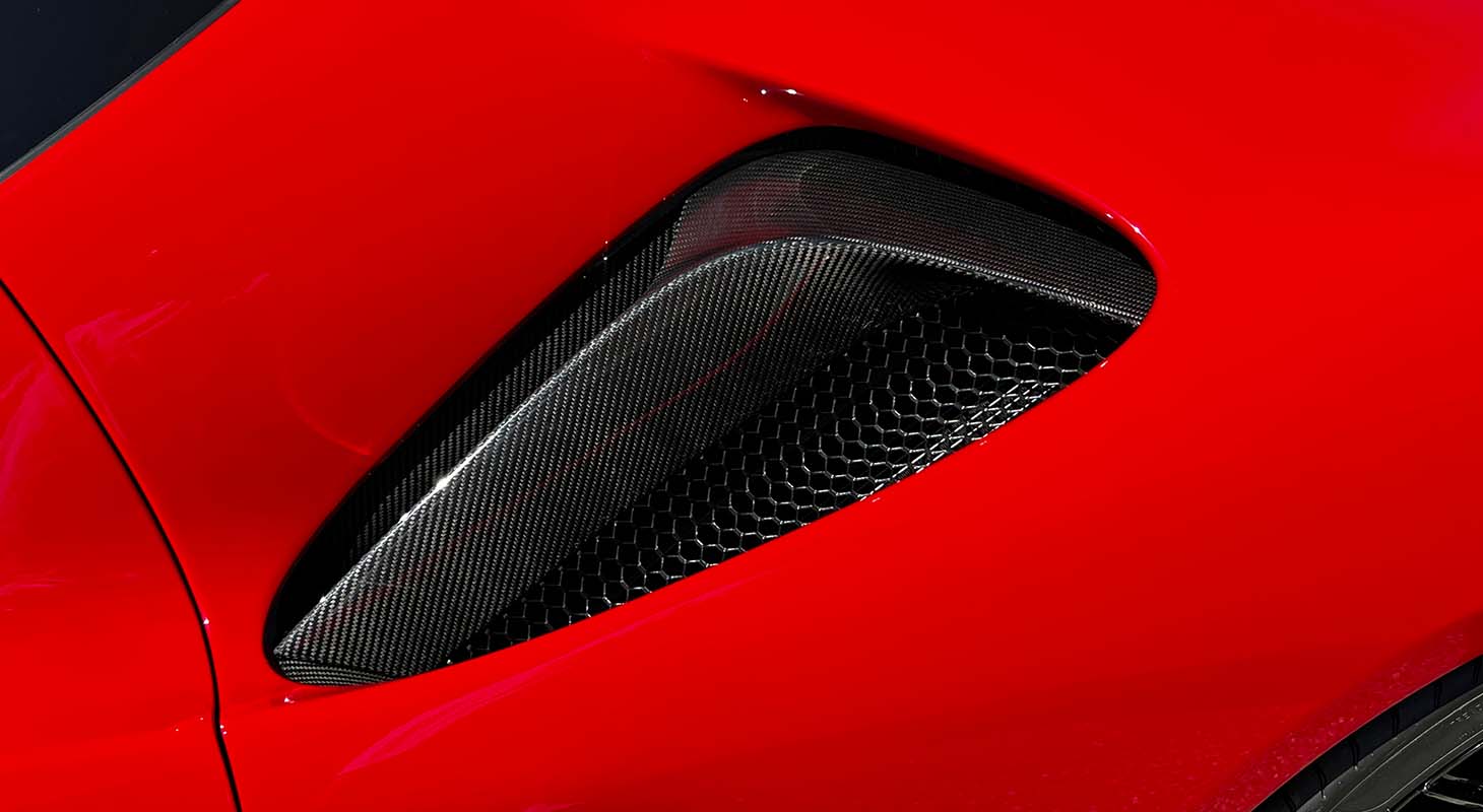 Novitec Ferrari SF90 Stradale/Spider | Air-Guide Sidewall - Visible Ferrari Carbon