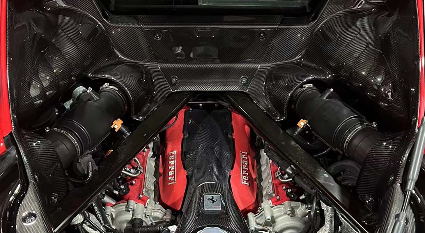 Novitec Ferrari SF90 Stradale | Cover Engine Bay - Visible Ferrari Carbon