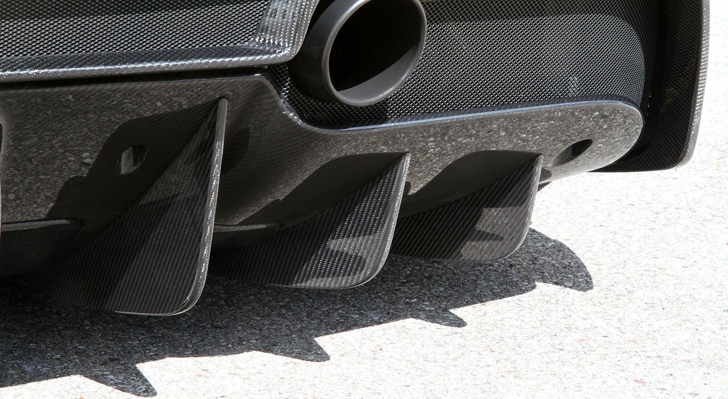 Ferrari 488 Spider/GTB | Novitec Diffusor Fins - Visible Ferrari Carbon