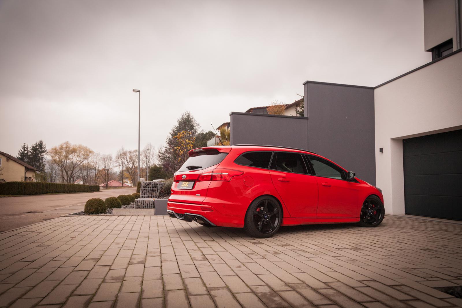 ST Coilovers ST X galvanized steel (with fixed damping) FORD FOCUS III Turnier 07/2010- (13230074)