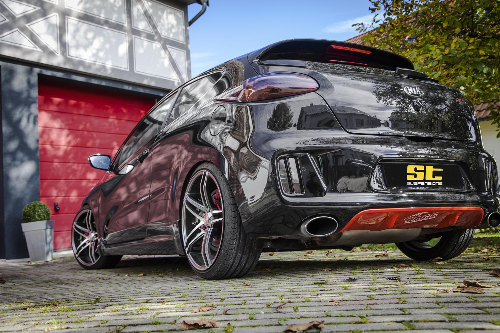 ST Coilovers ST XA galvanized steel (with damping adjustment) HYUNDAI i30 (GD) 06/2011-