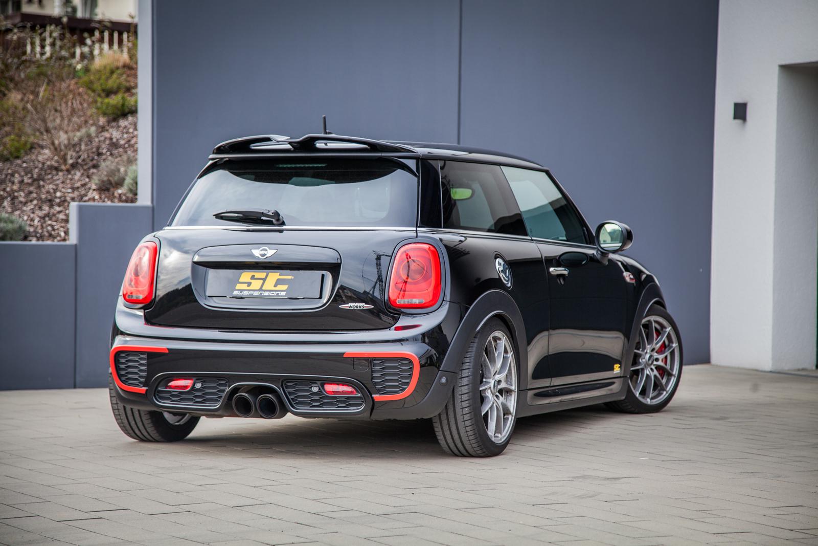 ST Coilovers ST XTA plus 3 galvanized steel (adjustable damping with top mounts) MINI (F56) 12/2013- (18202208AG)