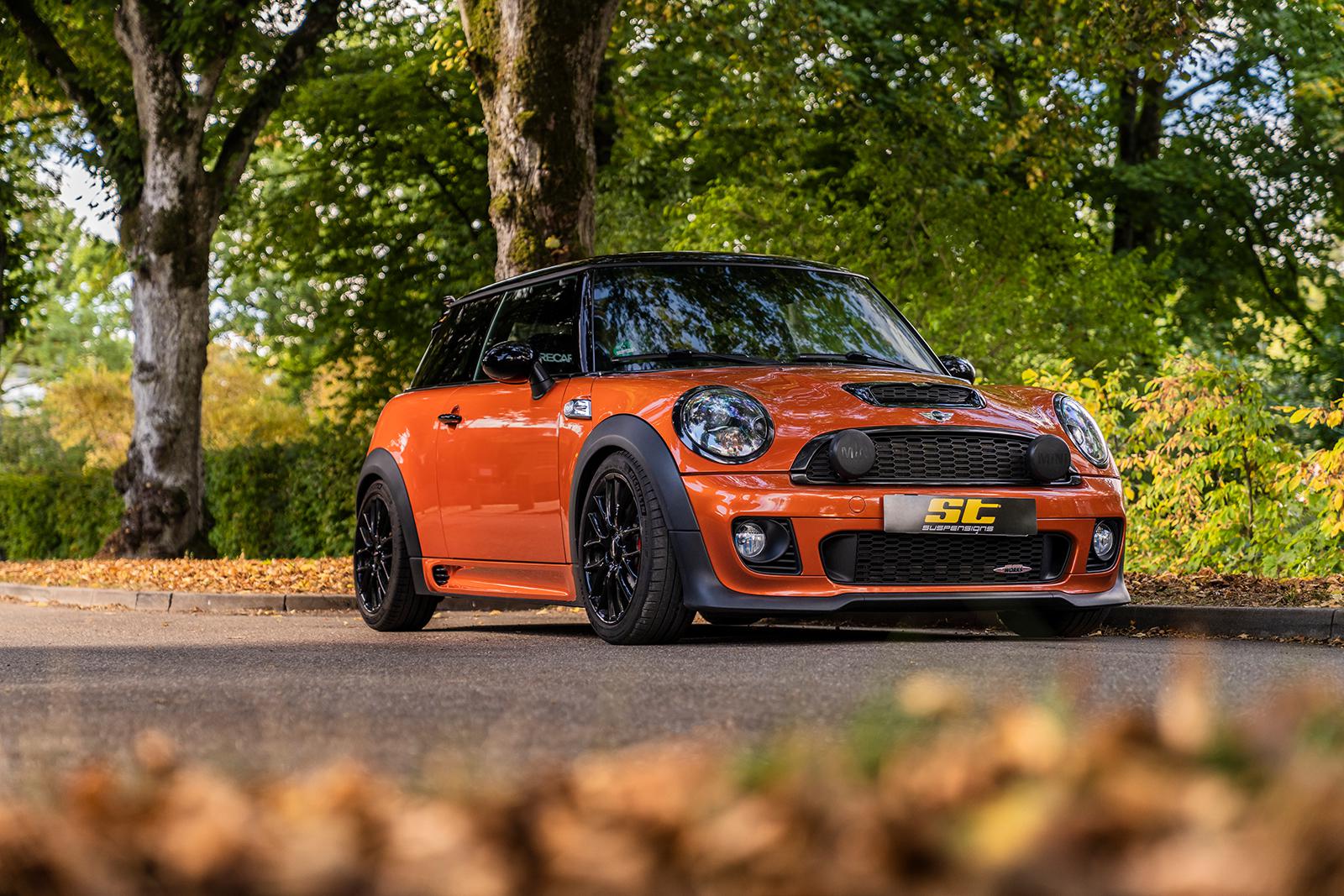 ST Coilovers ST XTA plus 3 galvanized steel (adjustable damping with top mounts) MINI (R56) 11/2005-01/2014