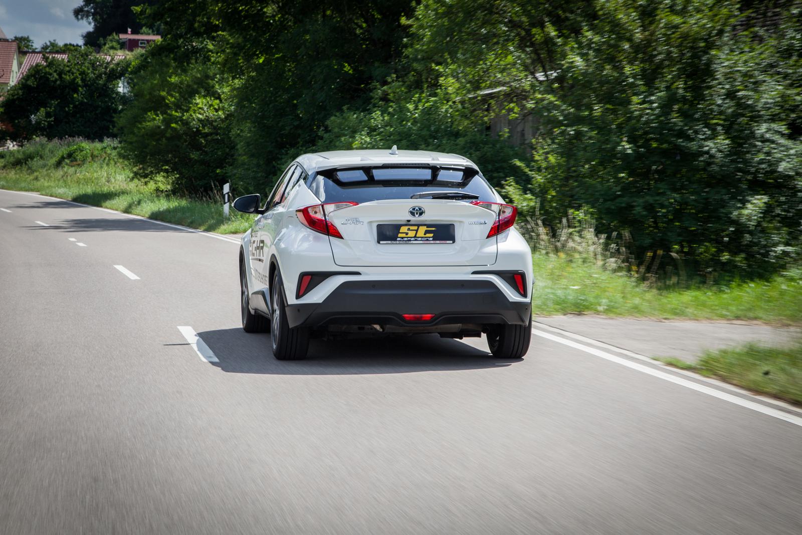 ST Coilovers ST XA galvanized steel (with damping adjustment) TOYOTA C-HR (_X1_) 10/2016-