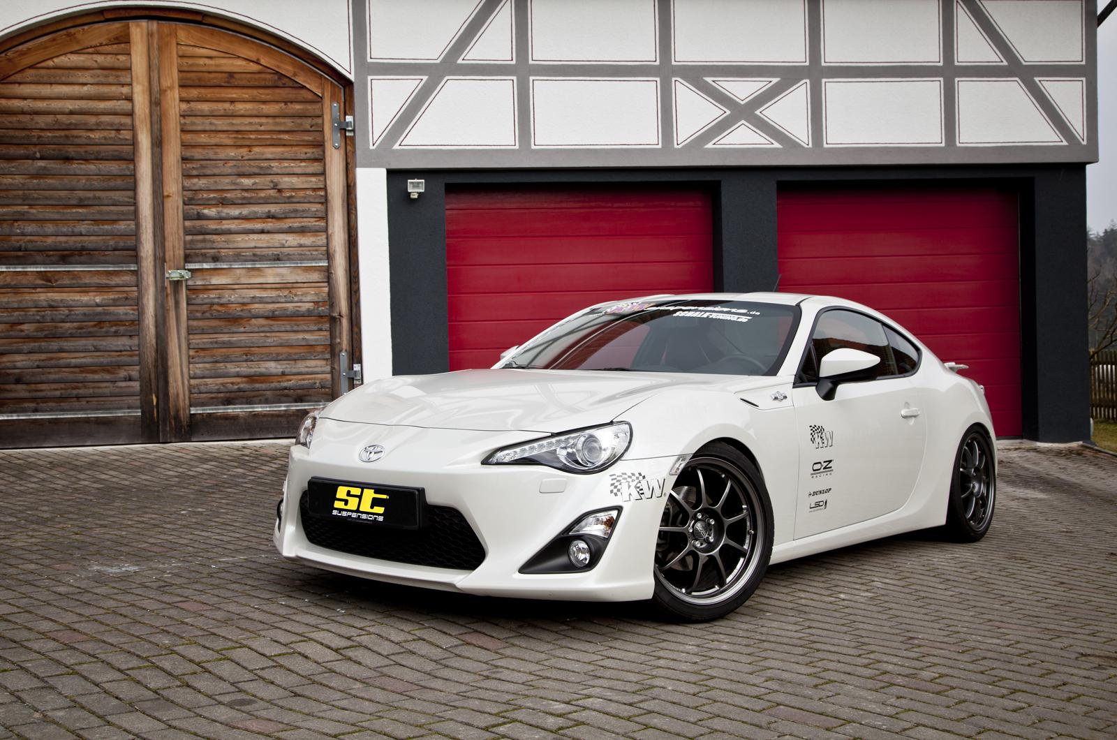 ST Coilovers ST XTA galvanized steel (adjustable damping with top mounts) SUBARU BRZ 06/2012-
