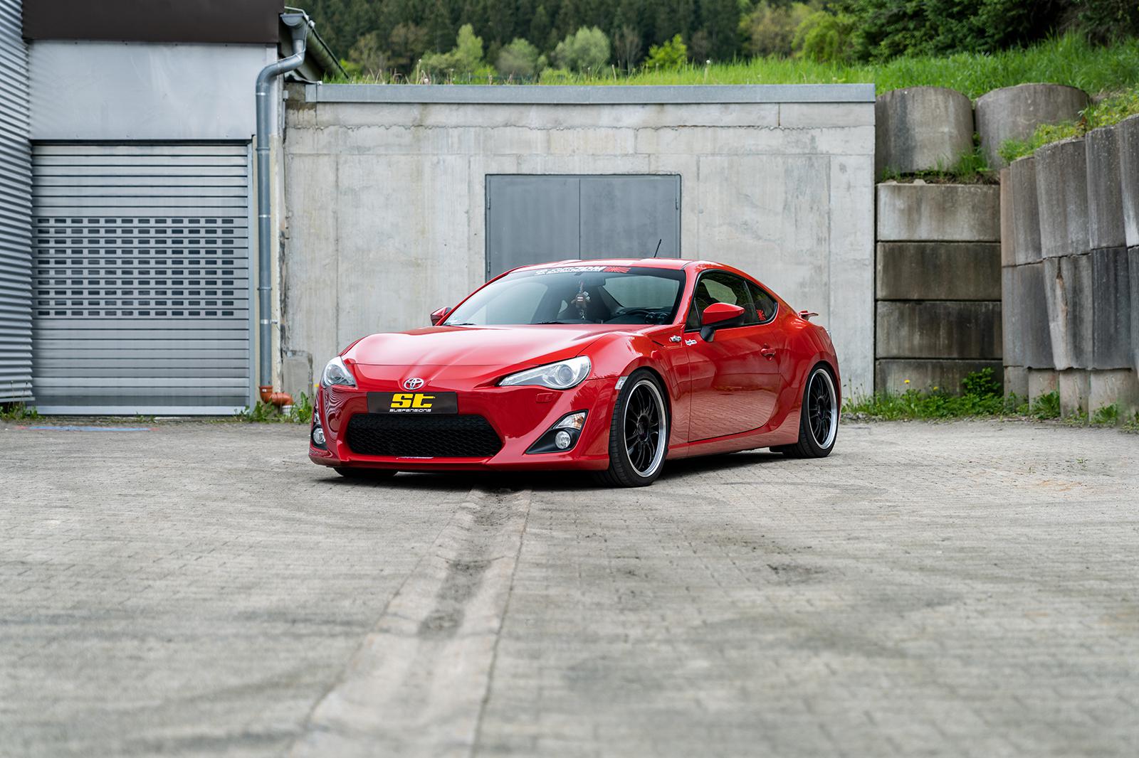 ST Coilovers ST XTA galvanized steel (adjustable damping with top mounts) SUBARU BRZ 06/2012-
