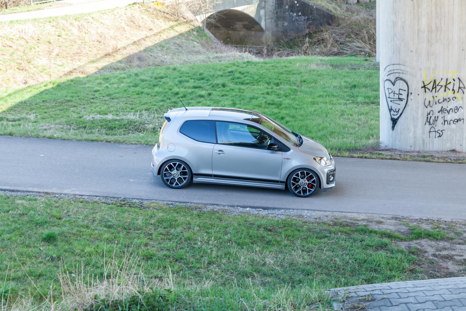 ST Coilovers ST X galvanized steel (with fixed damping) VW UP (121, 122, BL1, BL2, BL3, 123) 08/2011- (132800BV)