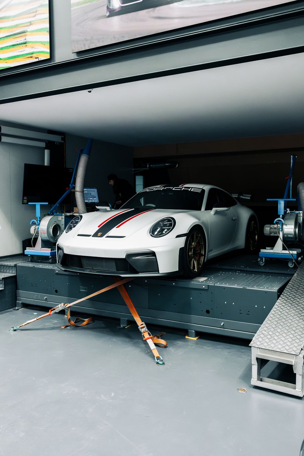 Porsche 911 on the dyno