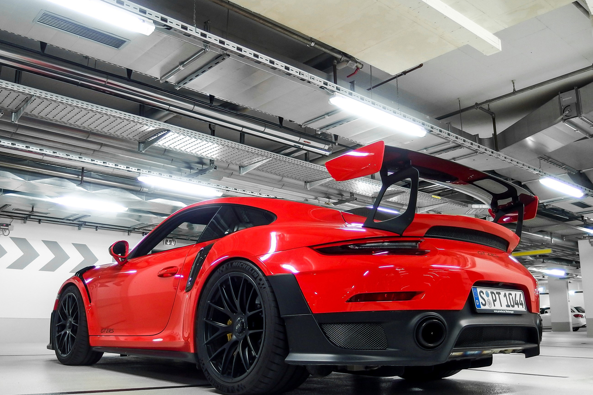 Titanium Competition Exhaust - Porsche GT2RS